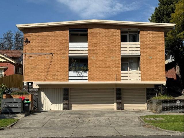 One Bedroom Apartment in Choice Location