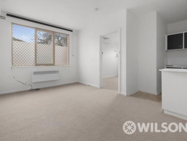 One Bedroom Apartment in a Perfect Location