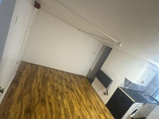 One Bedroom Apartment In Alma Street, Luton LU1, 1 bed flat to rent, £950 pcm | PrimeLocation