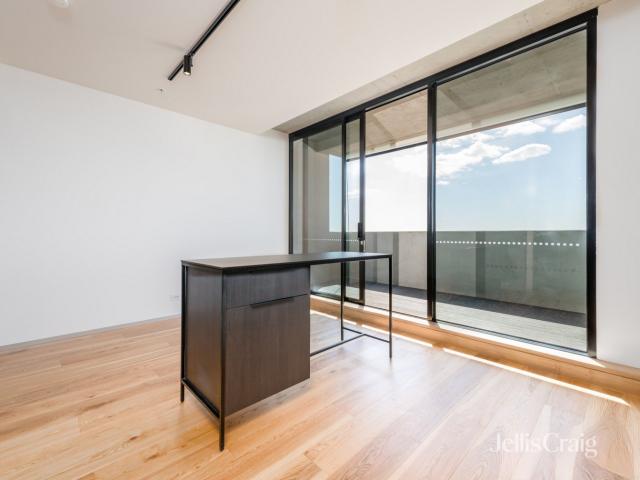 One Bedroom Apartment in Brunswick