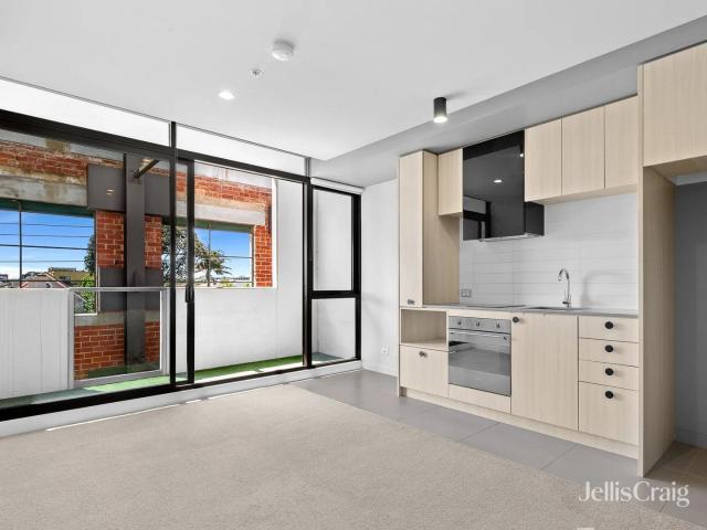 One Bedroom Apartment in Brunswick