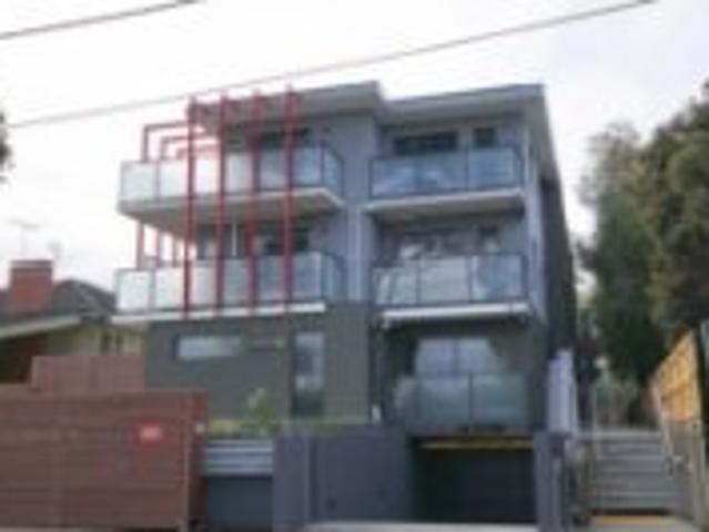One Bedroom Apartment in Desired Location