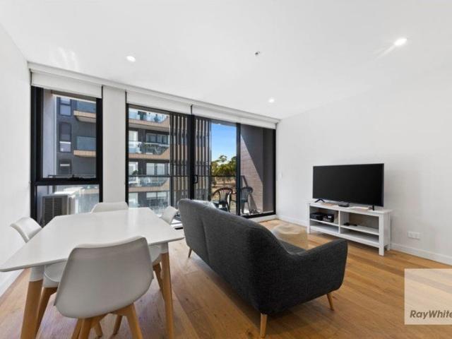 One bedroom Apartment in Heart of Bundoora
