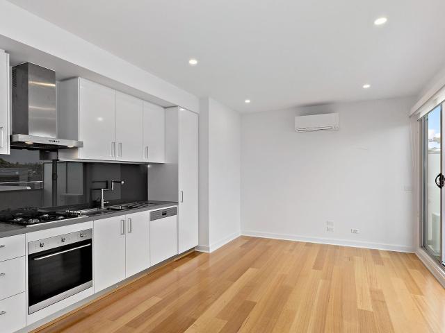 One Bedroom Apartment in Prime Deepdene Location