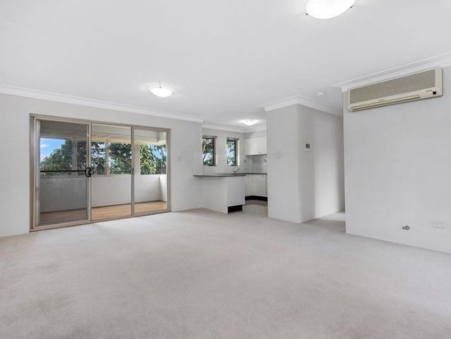 One Bedroom Apartment in Prime Kogarah Location