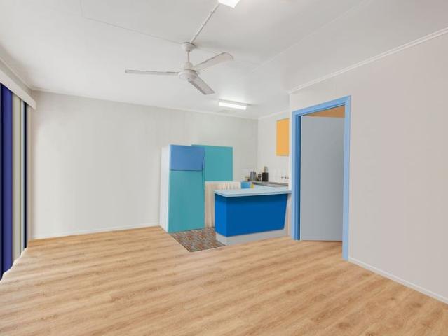 One Bedroom Apartment in Rainbow Bay Electricity Included!