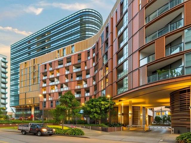 ONE BEDROOM APARTMENT IN WONDERLAND CENTRAL PARK