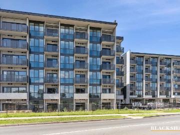 One Bedroom Apartment in Watson