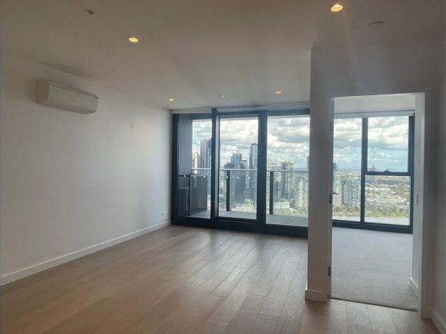 One Bedroom Apartment in the Heart of Melbourne
