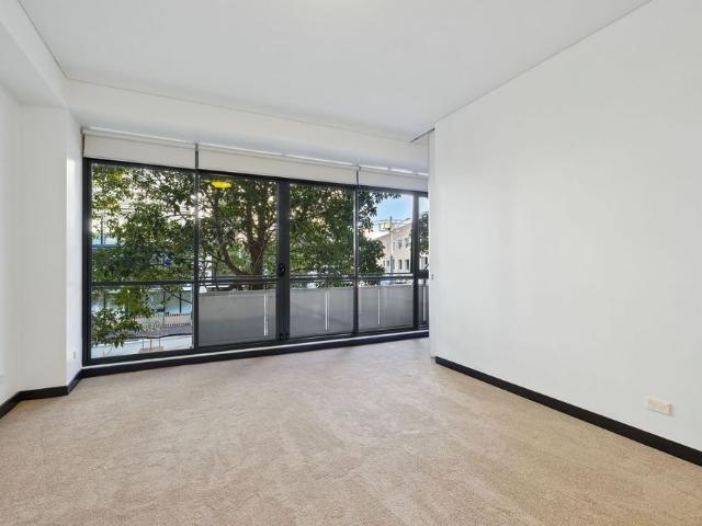 One Bedroom Apartment in the Heart of Camperdown