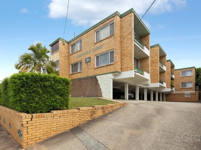 One Bedroom Apartment in the Heart of Clayfield
