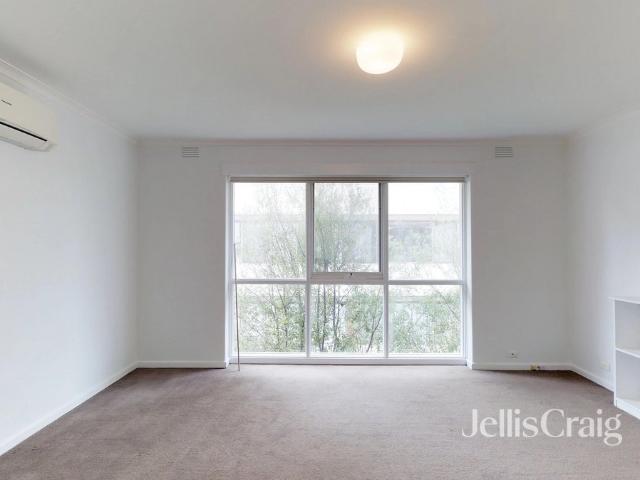 One Bedroom Apartment in The Heart of South Yarra