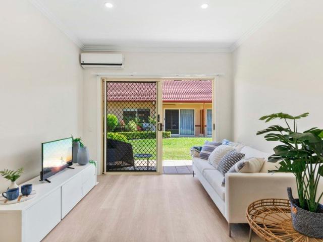 One bedroom apartment located in a quiet and peaceful setting