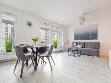 One bedroom apartment,Starowiejska 91/13