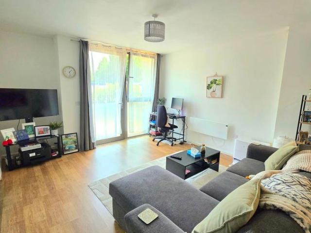 One Bedroom Apartment, Radcliffe House, Ashton Old Road, Manchester M11, 1 bed flat to rent, £925 pcm | PrimeLocation