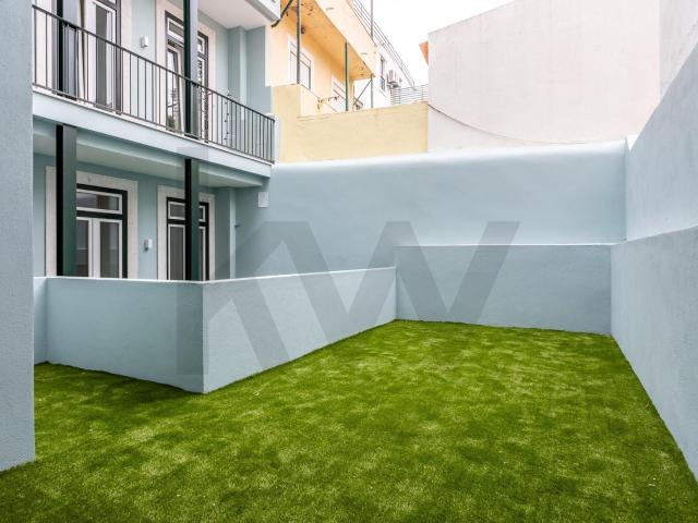 One bedroom apartment with private garden in Anjos – Brand new apartment