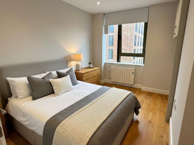 One Bedroom Apartment to Rent in Feltham