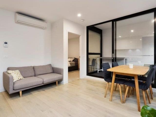 One Bedroom Delight In Fitzroy