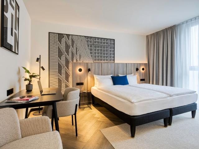 One Bedroom Executive Apartment, Berlin Amsterdam Apartments for Rent