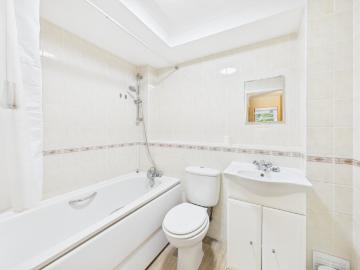 One Bedroom Flat For Rent In Bromley