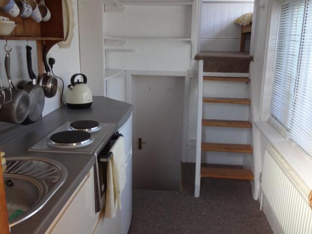 One bedroom flat in excellent location