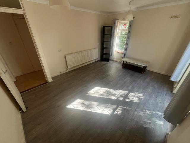 One Bedroom Flat – Jeymer Drive, Greenford, UB6 8ND
