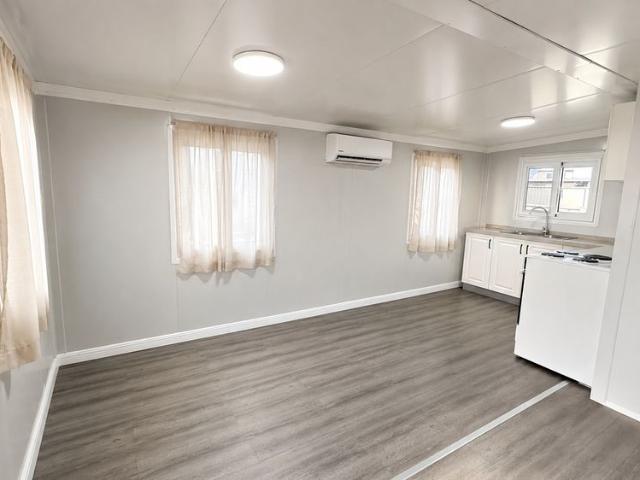 ONE BEDROOM FLAT + STUDY