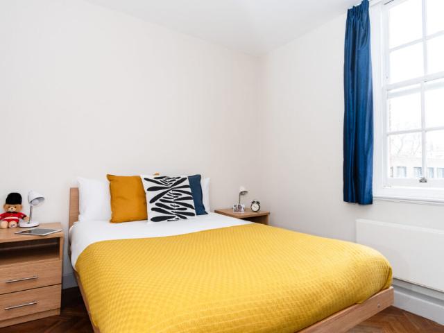 One bedroom flat to let at Goodenough College, Mecklenburgh Square, Russell Square, London, WC1N 2AB | Accommodation for Students
