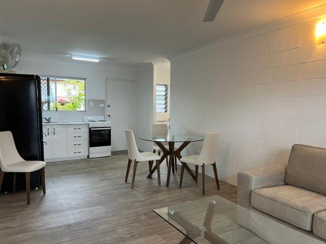 One bedroom furnished apartment situated in the heart of Cairns