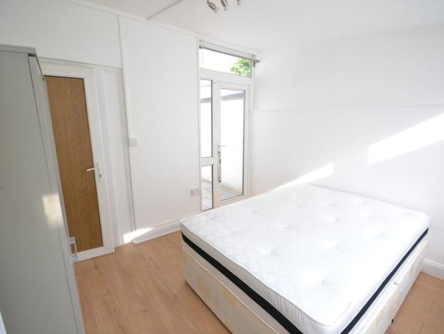 One Bedroom Ground Floor Flat