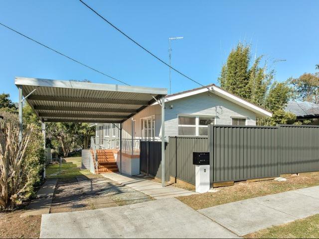 One Bedroom Home in Convenient Tarragindi Location