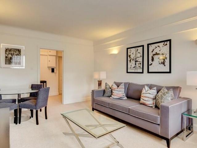 One Bedroom in Chelsea 1 bed flat to rent £3,293 pcm £760 pw