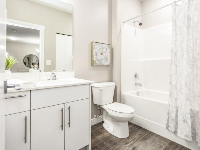 Two Bedroom, Two Bathroom: A1/G