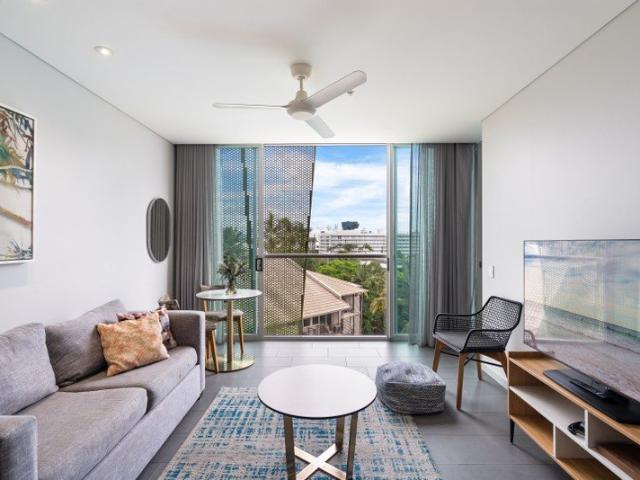 One bedroom Juliet style residence with northern outlook