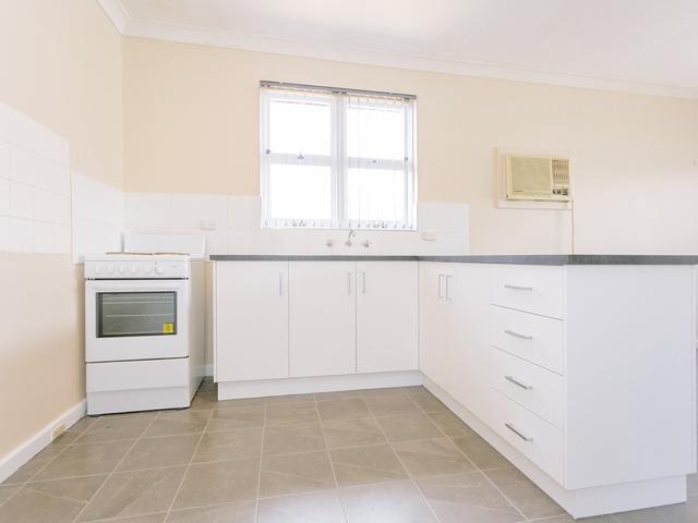 One Bedroom Living in a Convenient Location
