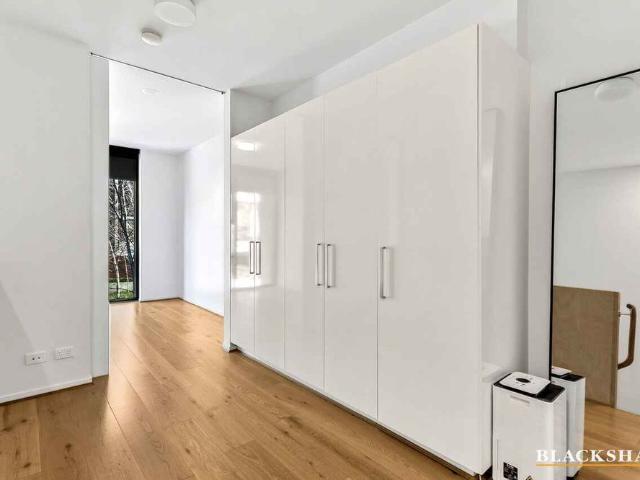 One Bedroom Loft Style Apartment in the Heart of Belconnen