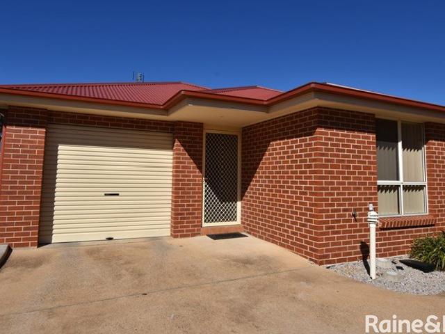 One Bedroom Modern Executive Unit