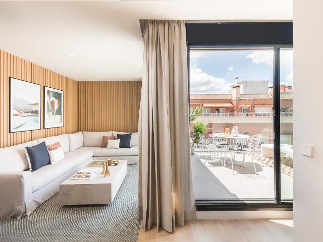 One bedroom penthouse with terrace