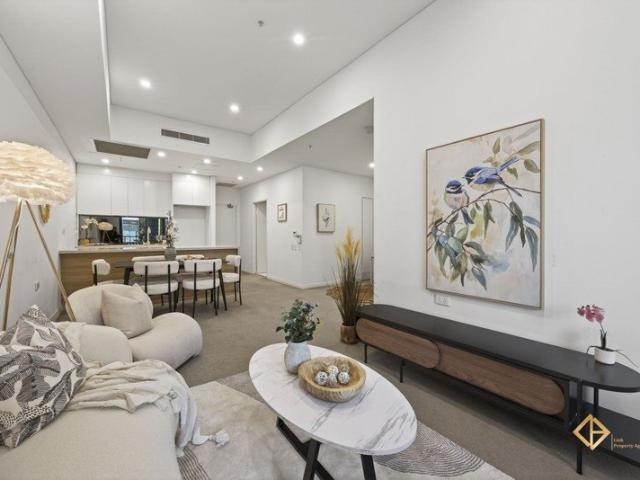 One Bedroom Plus Study| High Ceilings| Low Strata Fee