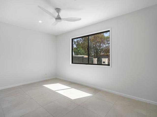 ONE BEDROOM RETREAT IN A QUIET CUL DE SAC!