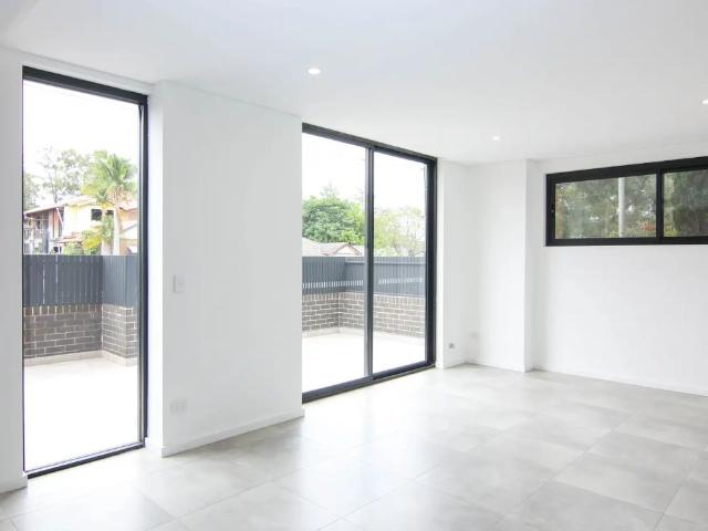 One Bedroom Stylish Apartment in Ideal Location