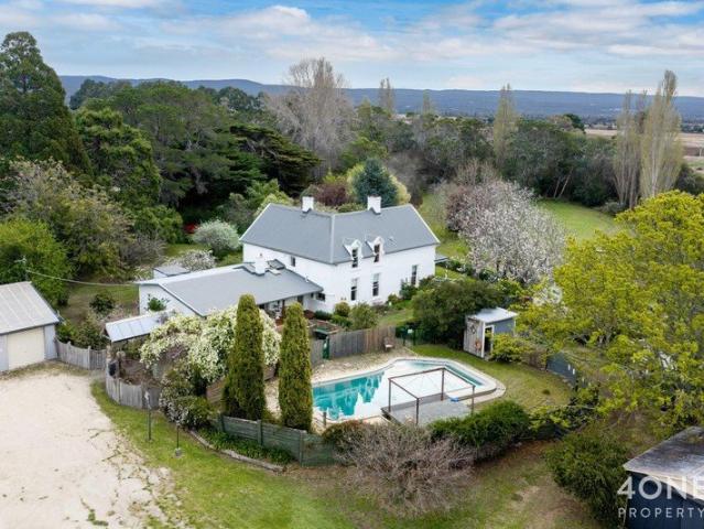One estate. Several ways to imagine your future