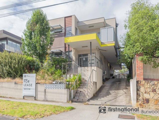 One Furnished 1 & 2 Bedroom Student Accommodations For Lease