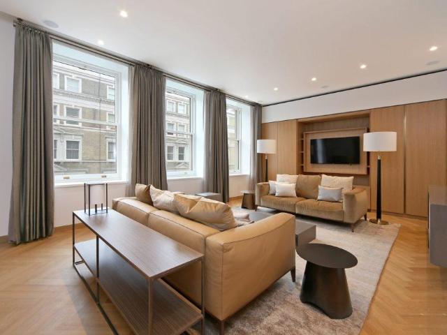 One Kensington Gardens, Kensington, W8 2 bed apartment to rent £16,900 pcm £3,900 pw