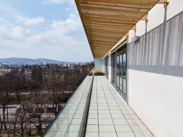 One in a million penthouse – LAGE & LUXUS einmalig, keine Schrägen