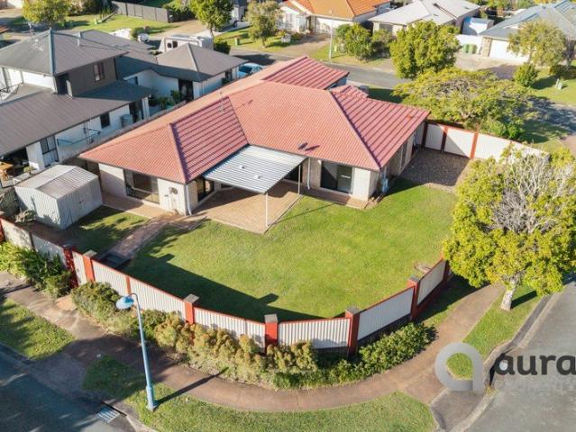 One of Caloundra West's Best Blocks Parkside with Just One Neighbour