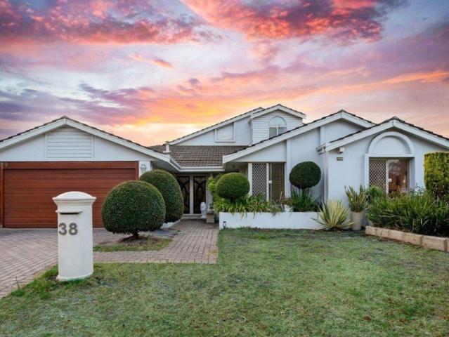 ONE OF CANNING VALE'S MOST UNIQUE HOMES!