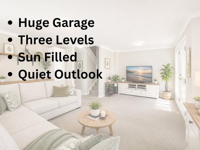 ONE OF A KIND NORTH FACING TOWNHOUSE