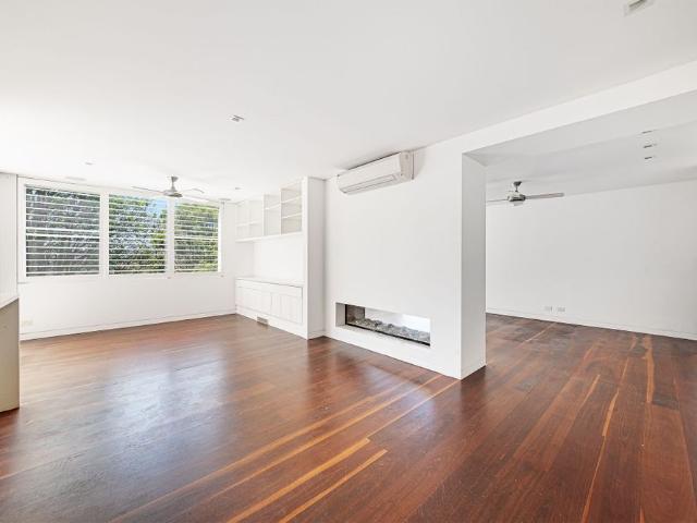 300m to Balmoral Beach! Two Apartments Combined into One Exceptional Home