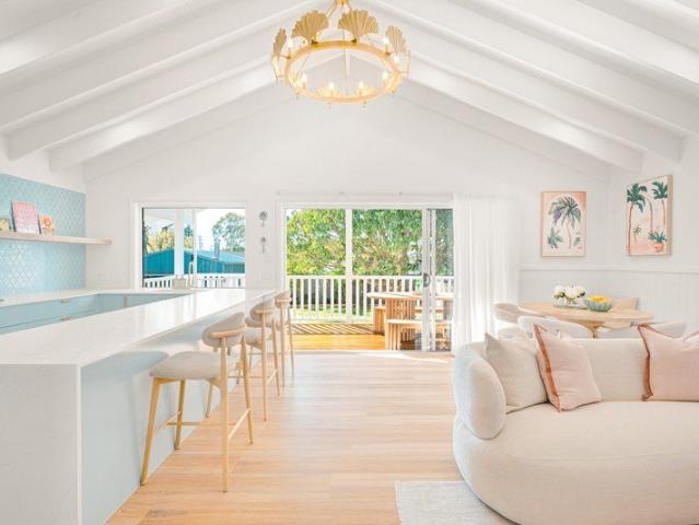 One of A Kind: Turnkey Designer in Tugun's Best Pocket
